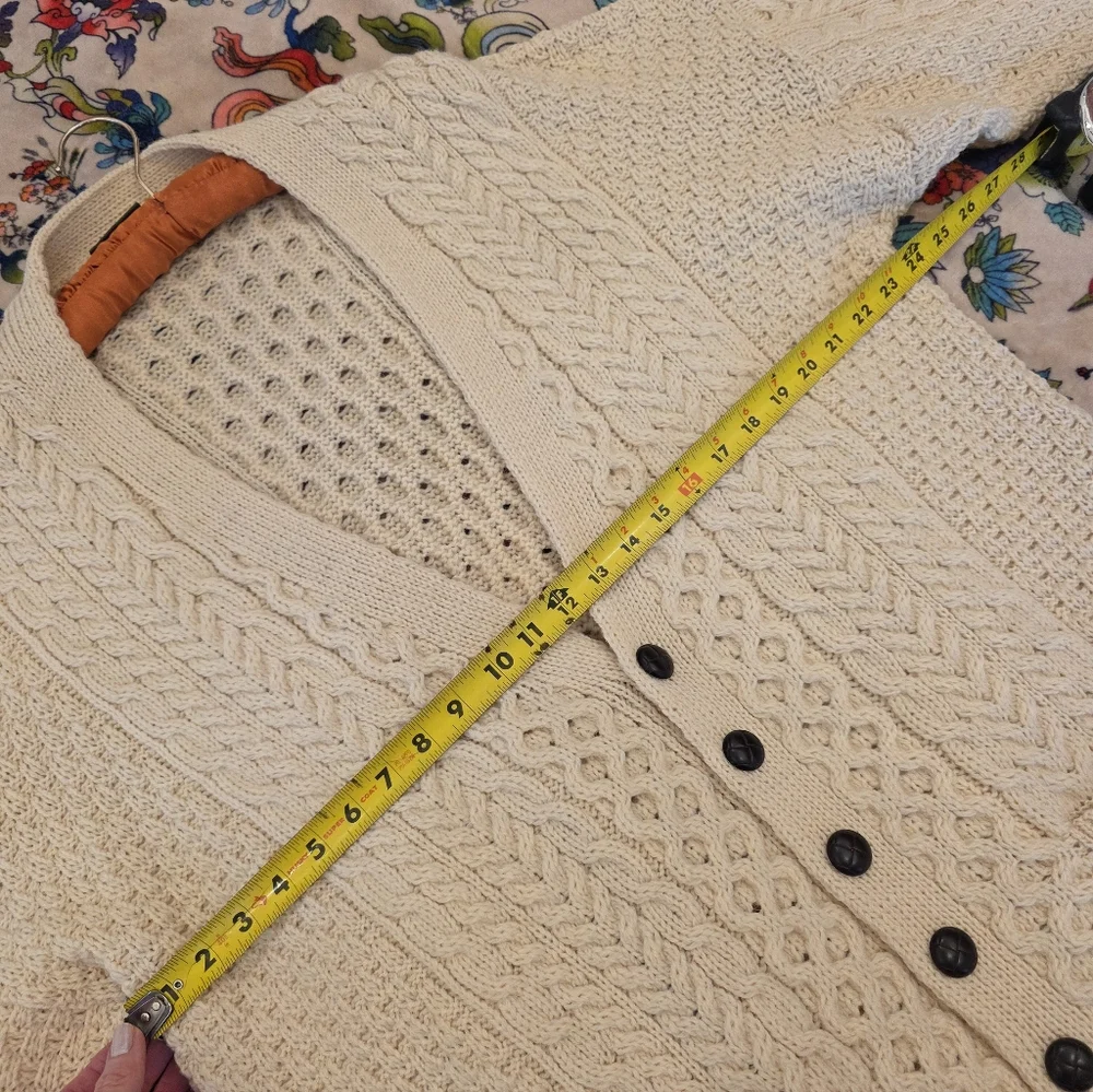 Carraigdonn Cardigan - Picture 11 of 11